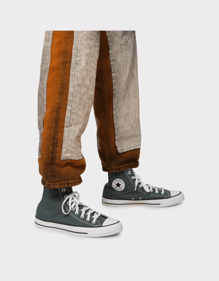 CHUCK TAYLOR ALL STAR