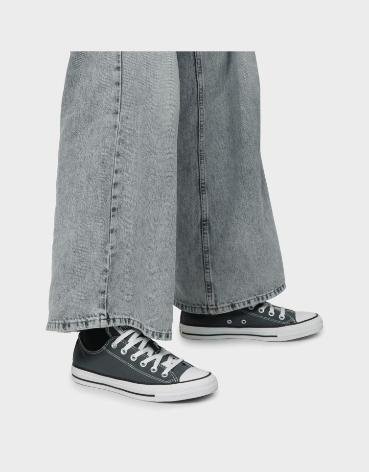 CHUCK TAYLOR ALL STAR