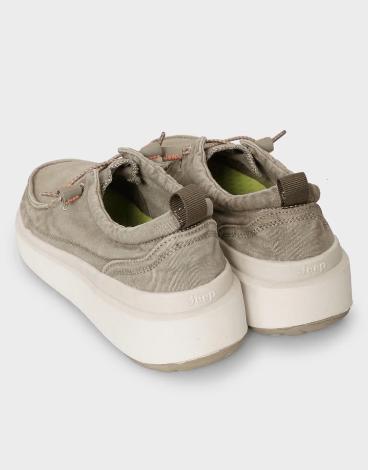 NATURE WALLABEE