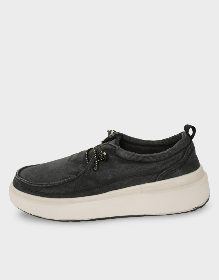 NATURE WALLABEE