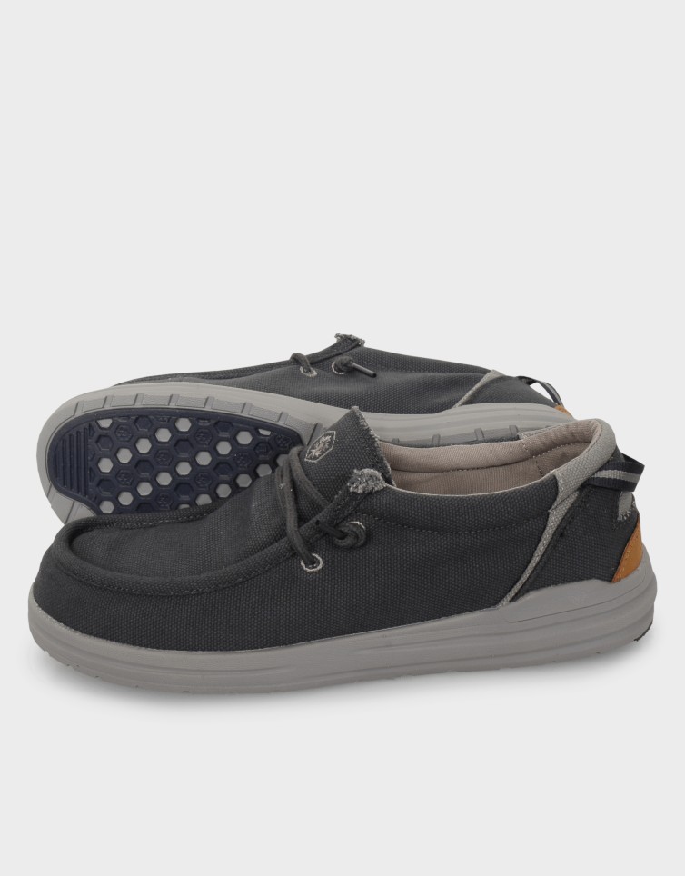 ΜΑΙΝ TREVOR WALLABEE