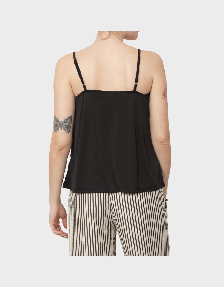 SLEEVELESS TOP