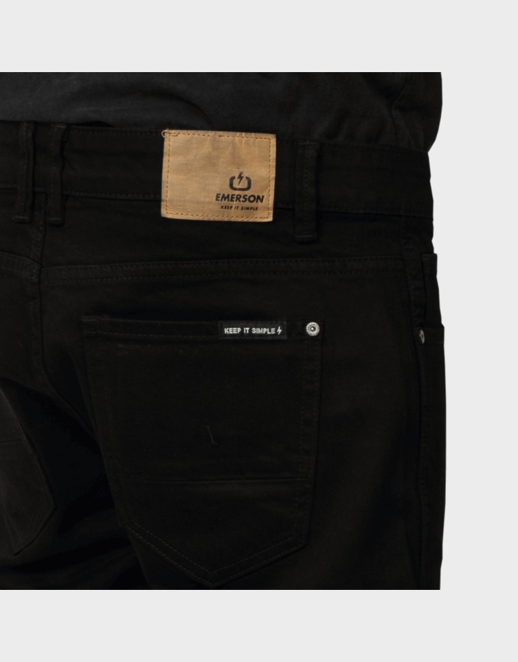 STRETCH DENIM SHORTS