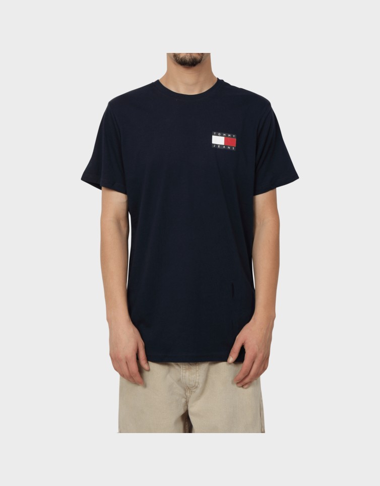 SLIM ESSENTIAL FLAG TEE