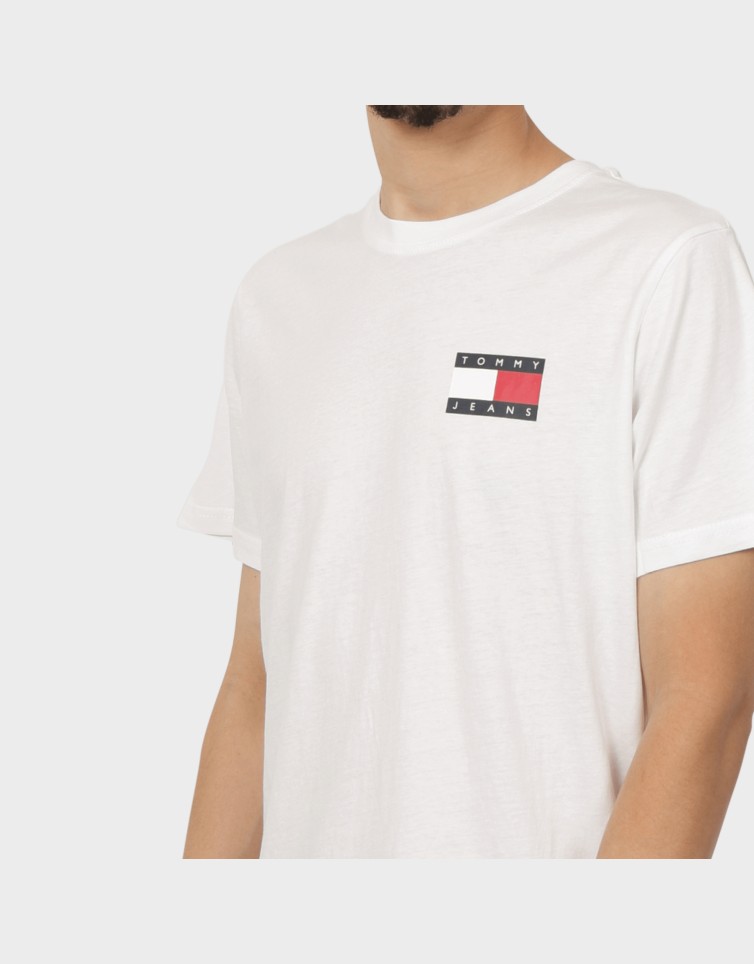 SLIM ESSENTIAL FLAG TEE
