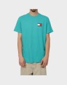 SLIM ESSENTIAL FLAG TEE