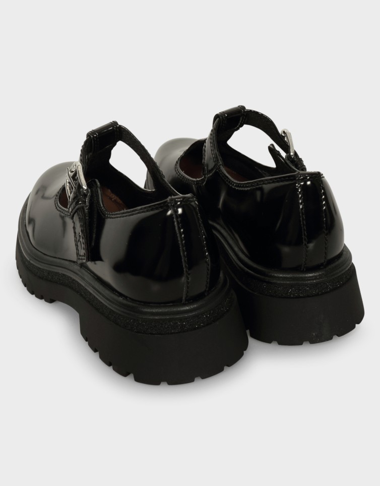 SLIP-ON LOAFERS