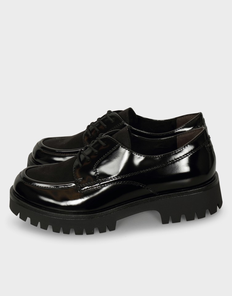 LUG DERBYS