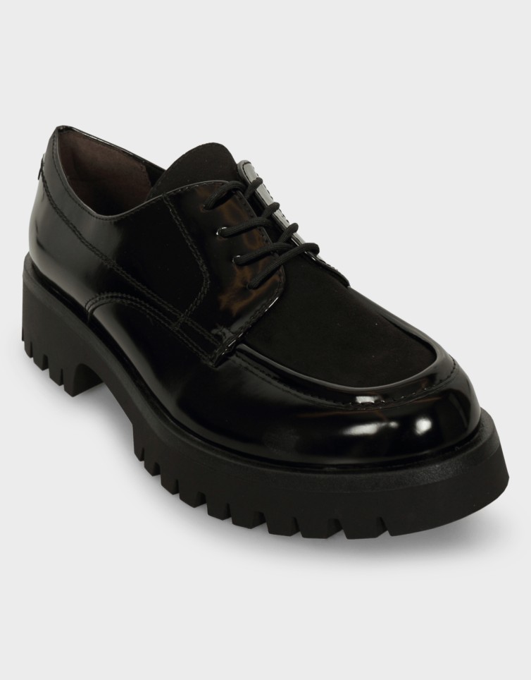 LUG DERBYS