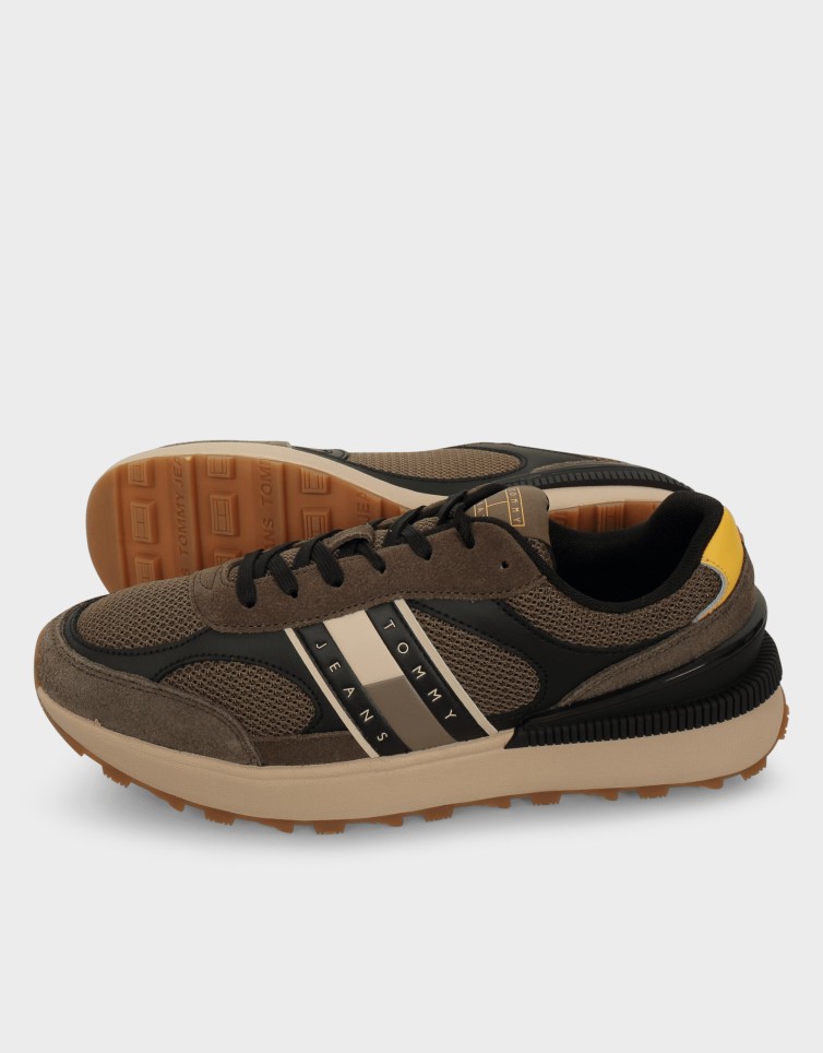 TECHNICAL RUNNER ESS