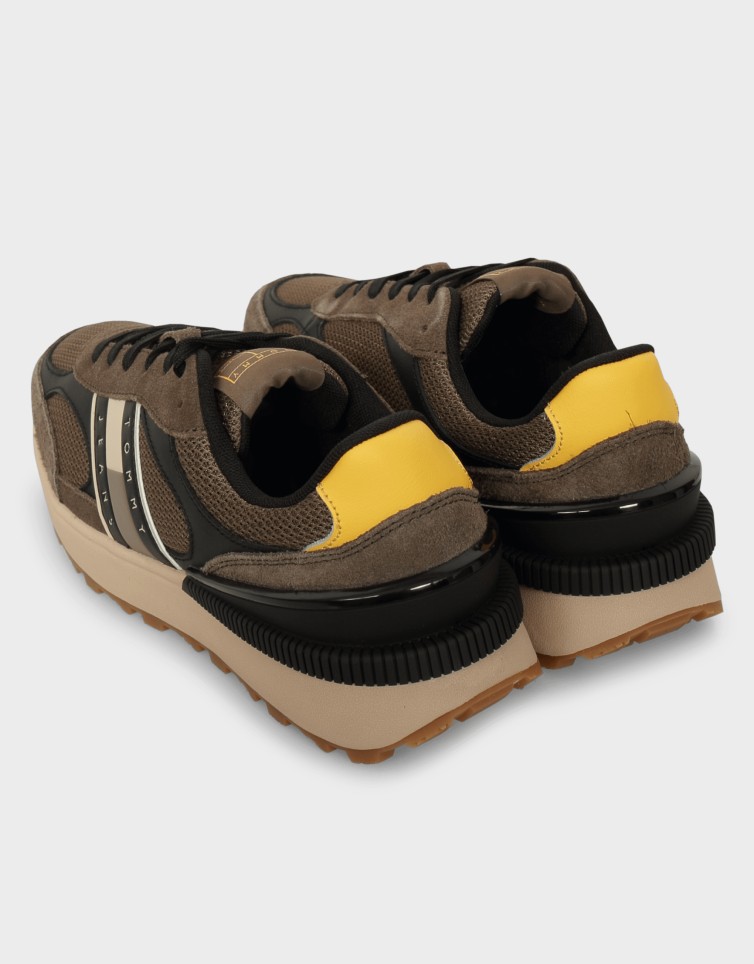 TECHNICAL RUNNER ESS