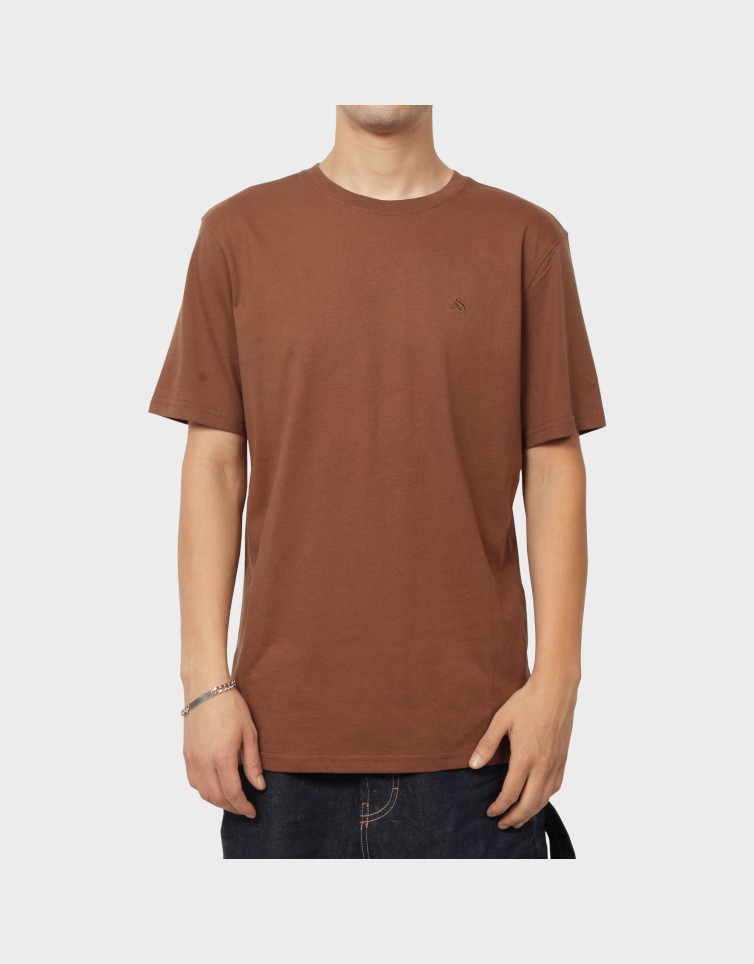 ESSENTIAL TEE