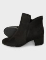 ZIPPED CLASSIC BOOTS
