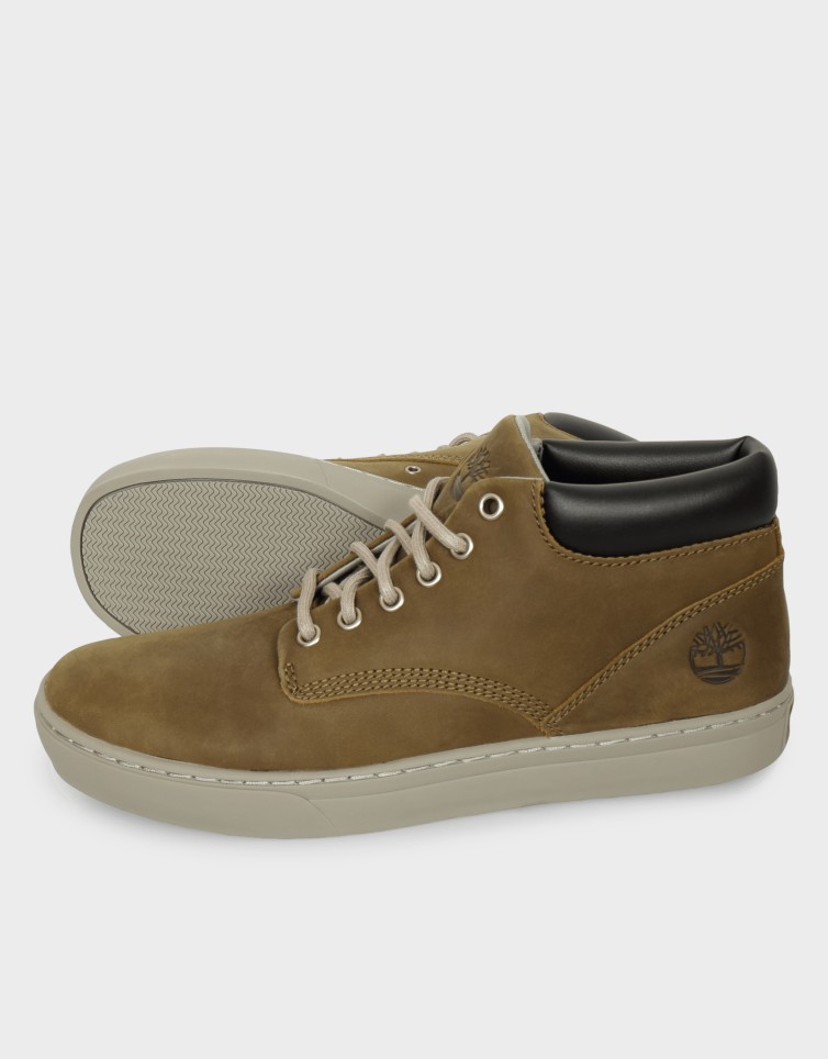 ADVENTURE 2.0 MID LACE UP CHUKKA