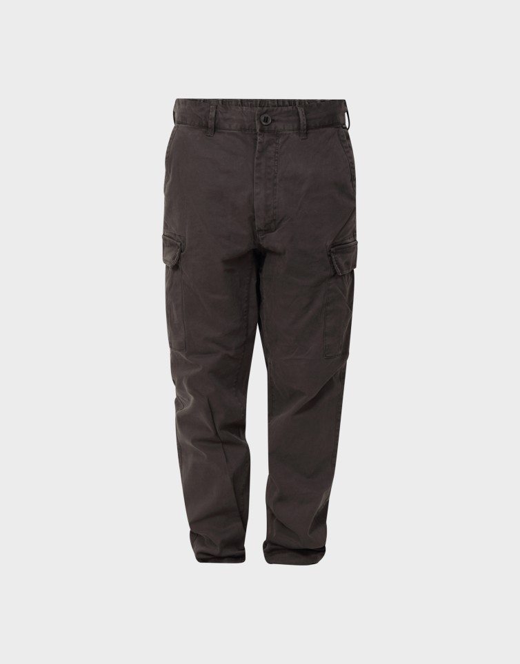 CUFFED CARGO