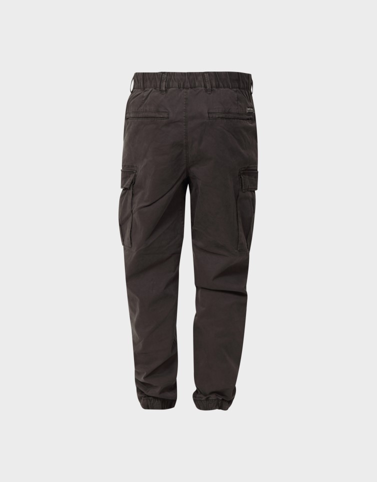 CUFFED CARGO