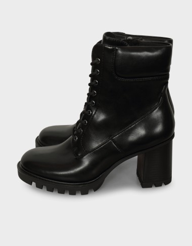LOW BOOTS