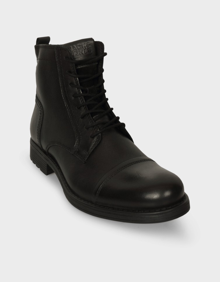 WRUSSEL LEATHER