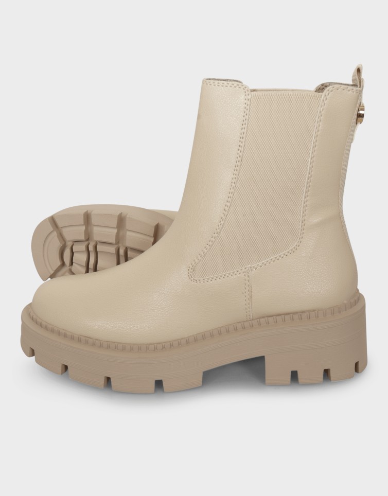 CHUNKY CHELSEA BOOTS