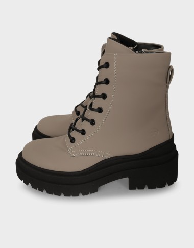 WOMEN BOOTS