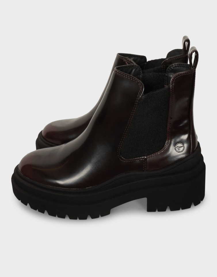 CHELSEA BOOT