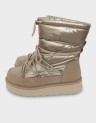 FUR BOOTS