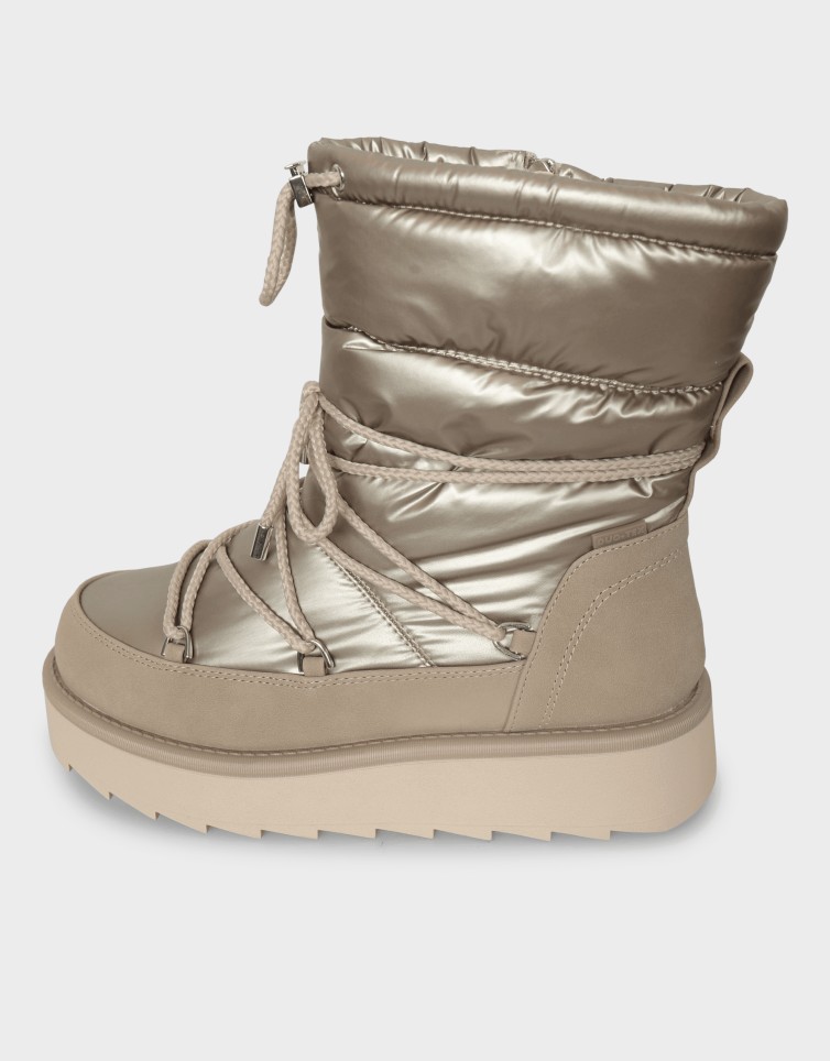FUR BOOTS