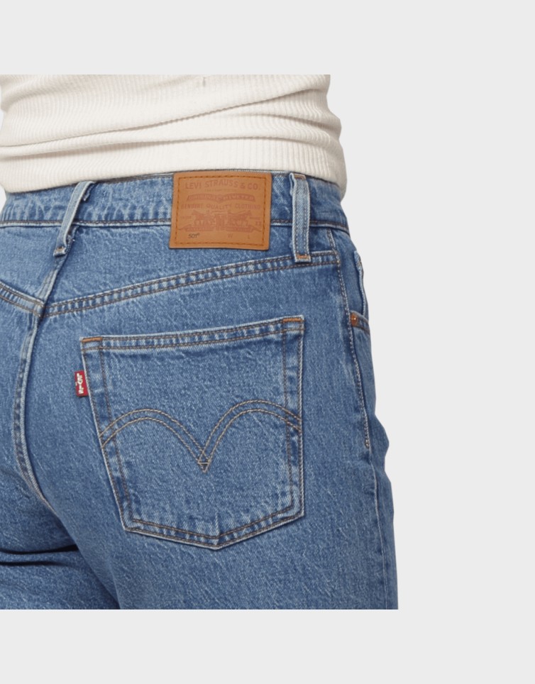 501® CROP