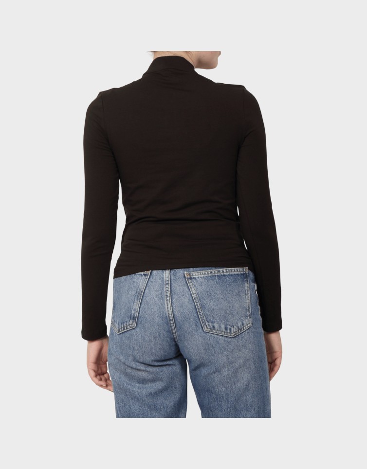 SLIM 1/4 ZIP BADGE