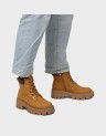 WOMEN BOOTS
