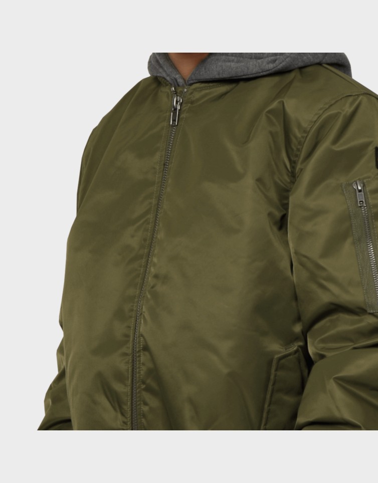 FLIGHT JACKET