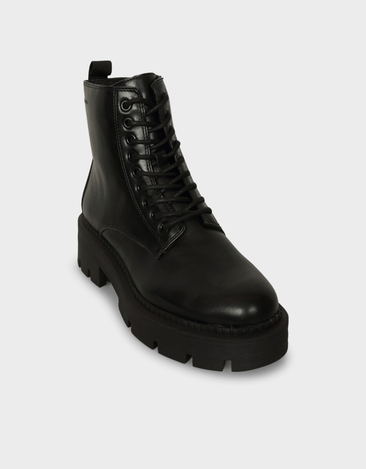 RUGGED LACE BOOTS