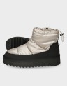 WOMEN BOOTS