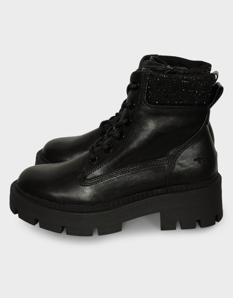 WOMEN BOOTS
