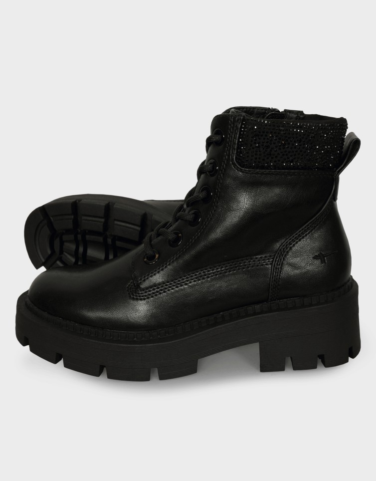 WOMEN BOOTS