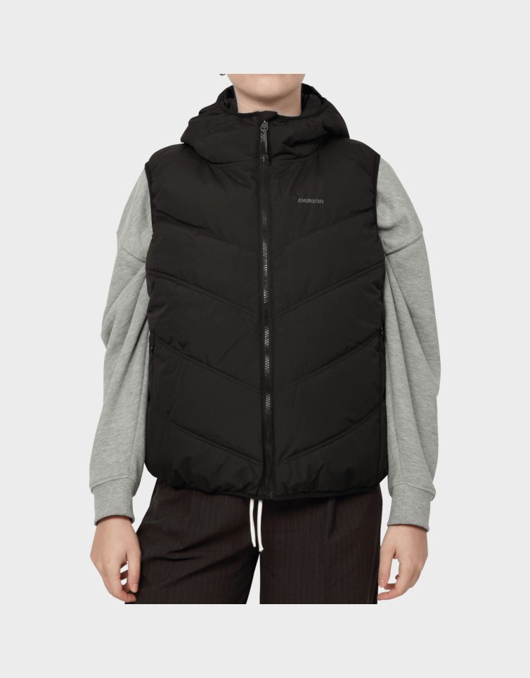 HOODED PUFFER VEST