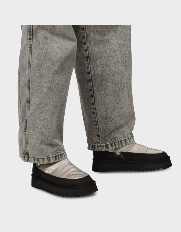 WOMEN BOOTS