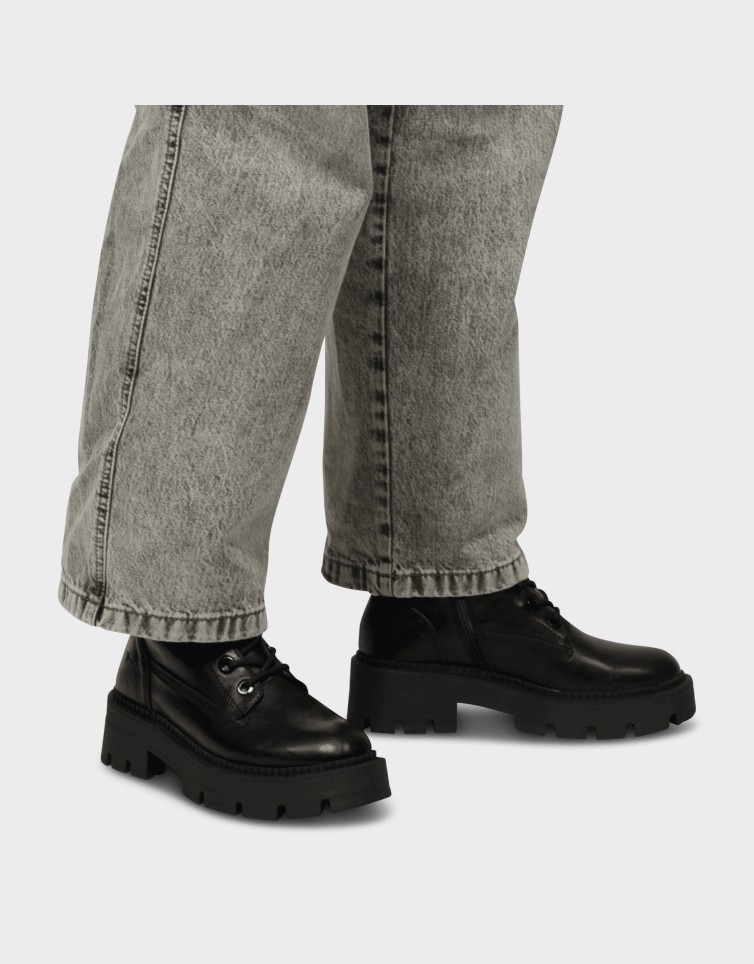 RUGGED LACE BOOTS