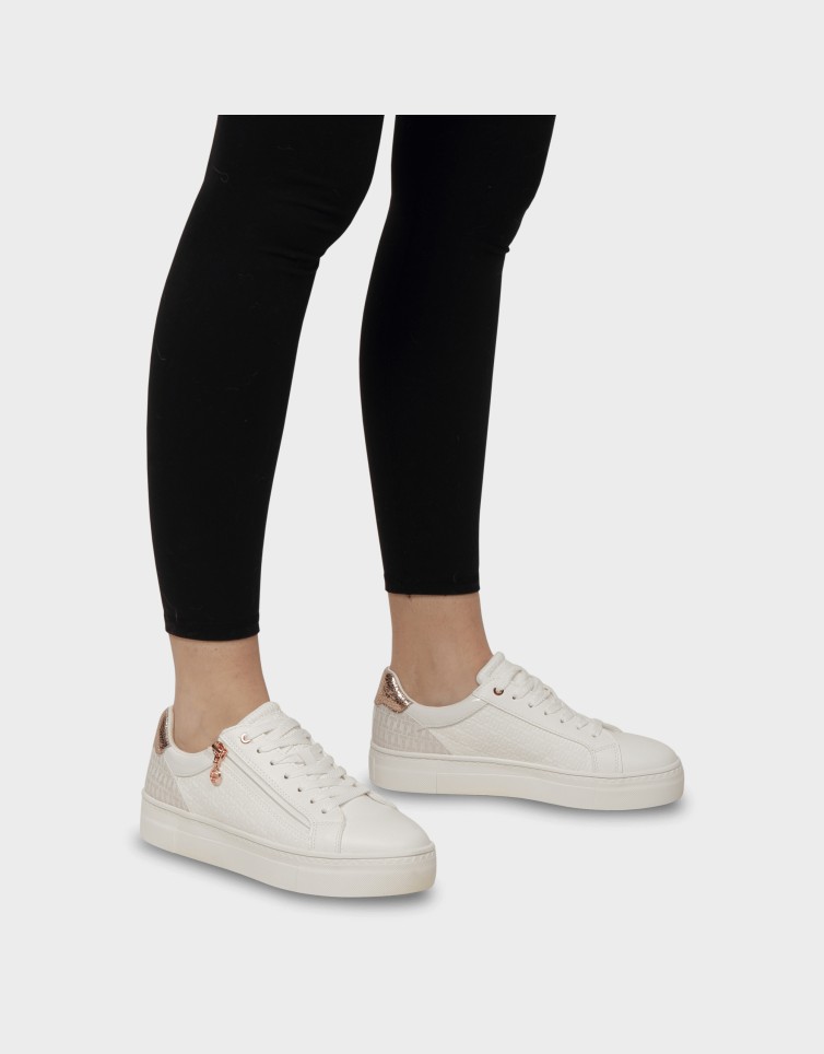 LOGO CASUAL