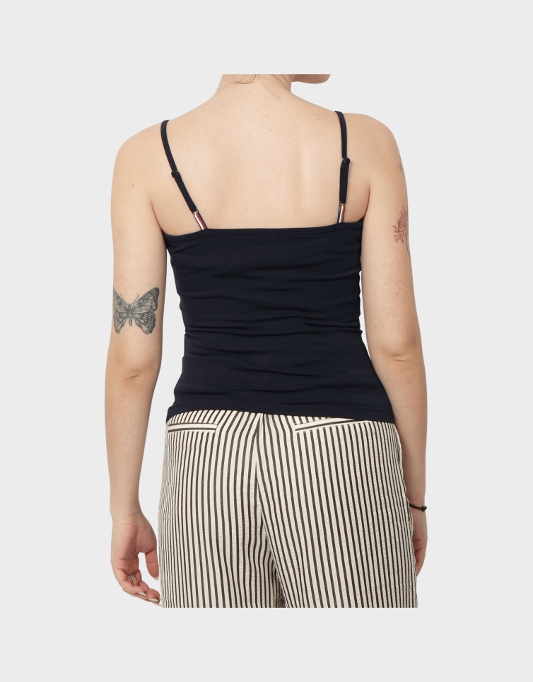 ESSENTIAL STRAP TOP