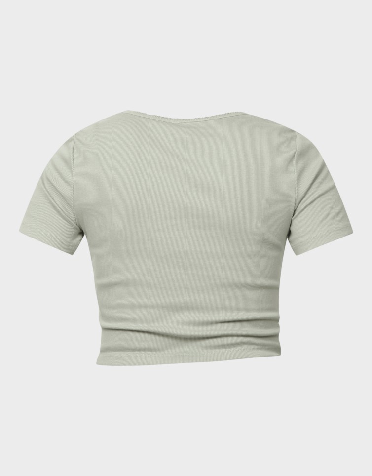 BETTY LIFE S/S SCALLOP V-NECK