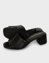 CLASSIC HEELED MULES