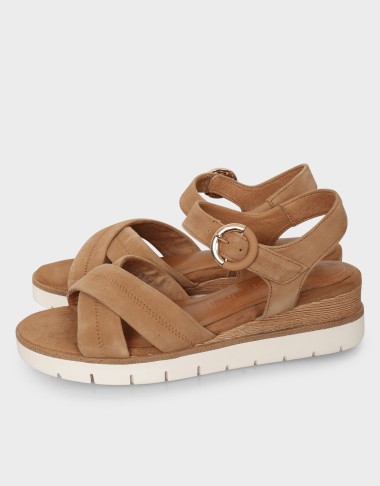 CROSSED SANDALS