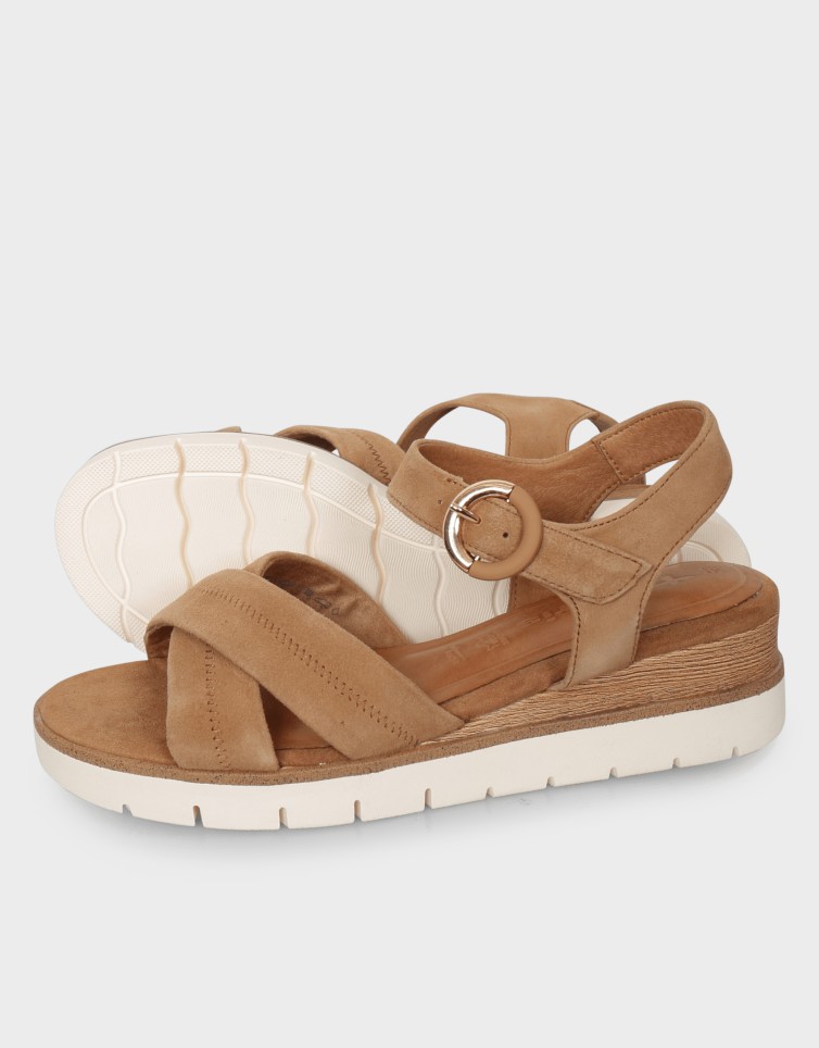 CROSSED SANDALS
