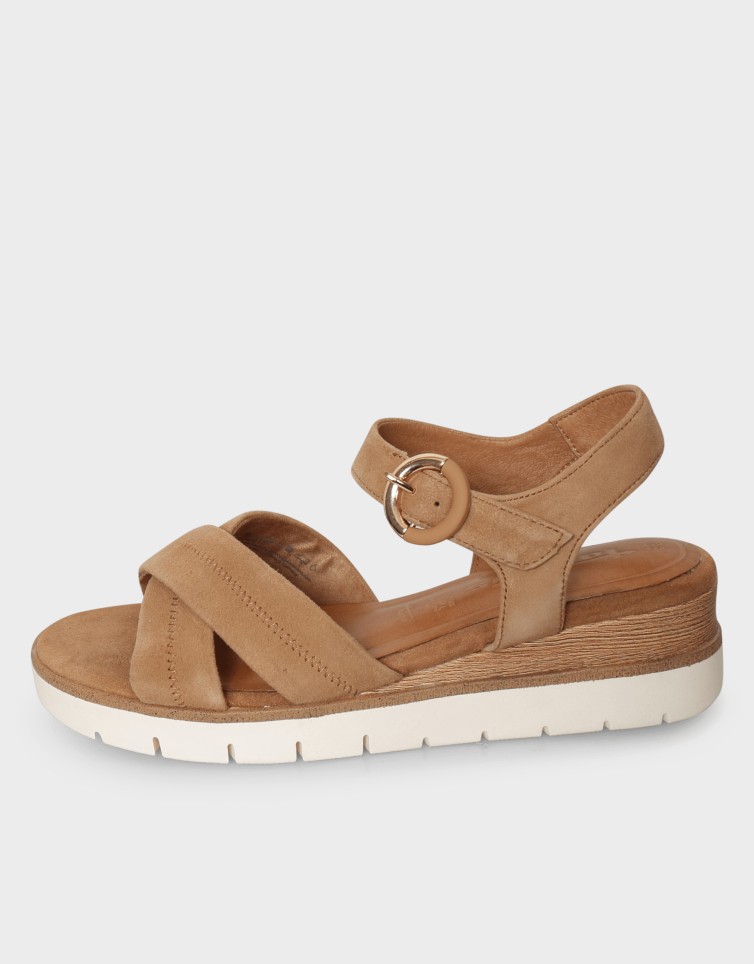CROSSED SANDALS