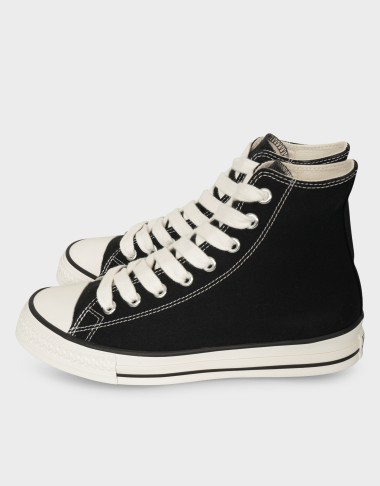 CHUCK TAYLOR THROWBACK