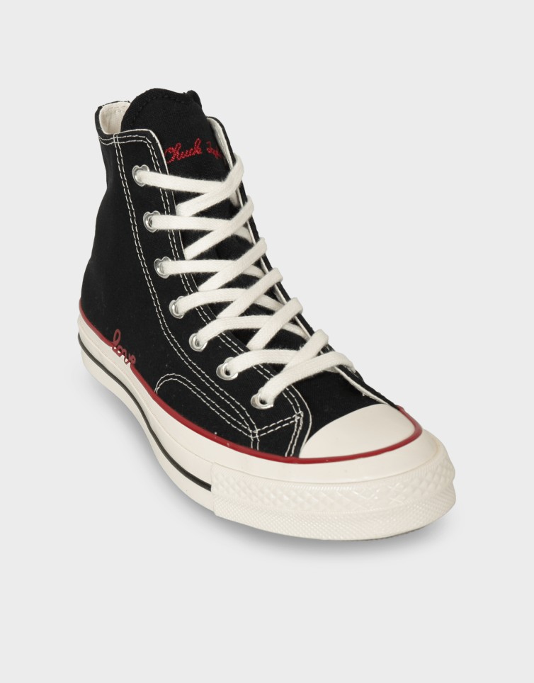 CHUCK 70