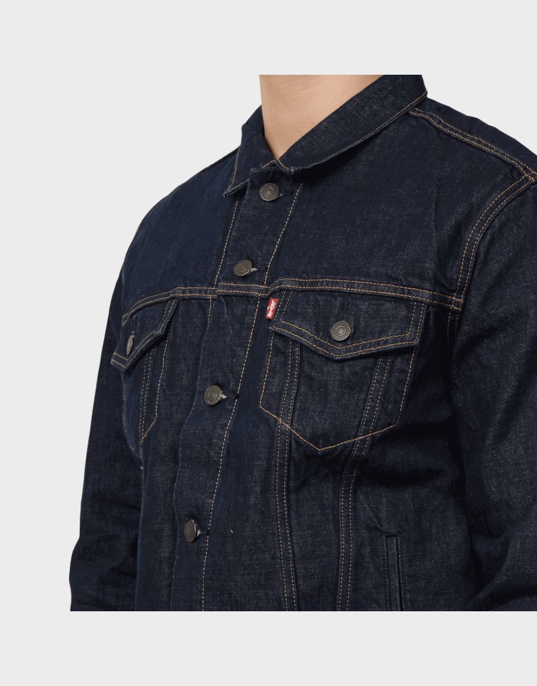 THE TRUCKER JACKET