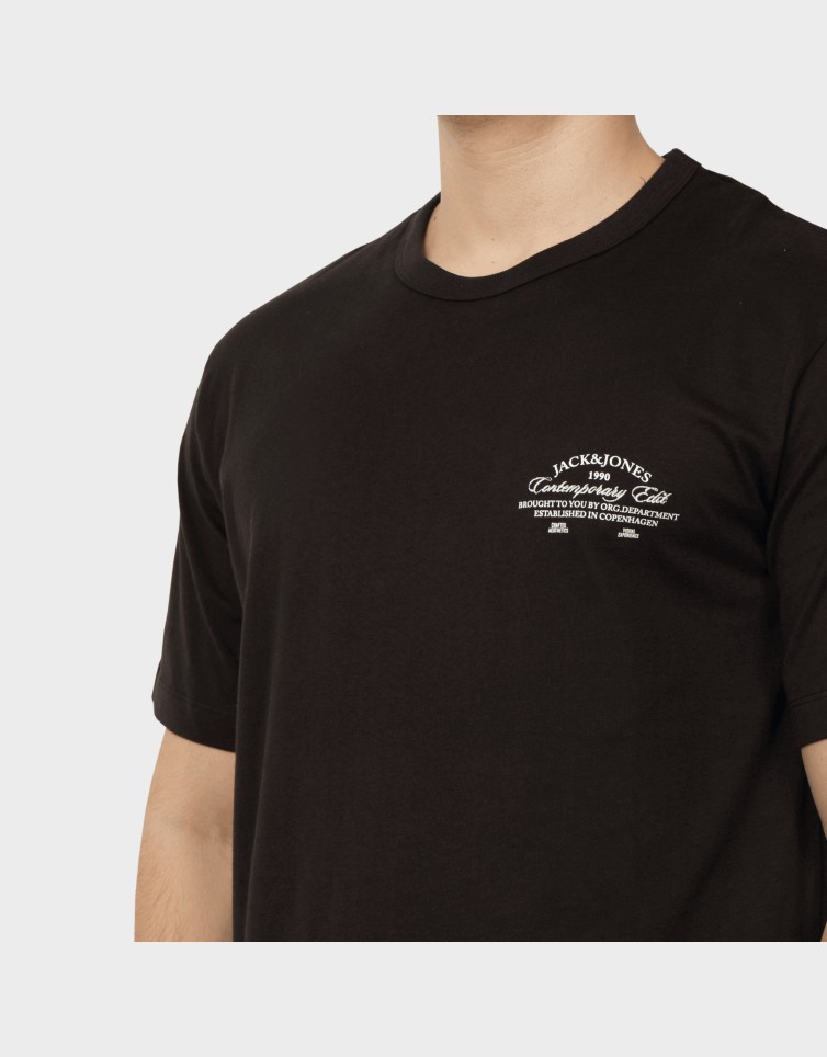 JORNANTUCKET SCRIPT CHEST TEE