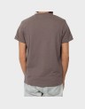 BASIC BUTTON TEE